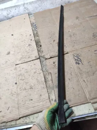  Молдинг стекла двери задней левой наружный Audi A8 D2 (S8) Арт 100083939, вид 4