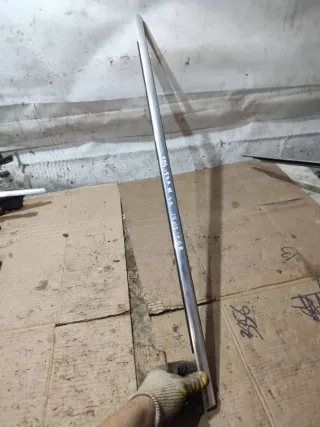  Молдинг стекла двери задней левой наружный Volkswagen Passat B6 Арт 100084118, вид 1