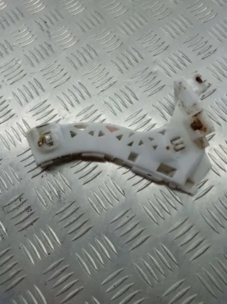  Кронштейн крепления бампера переднего Mazda 3 BK Арт 100122408, вид 2