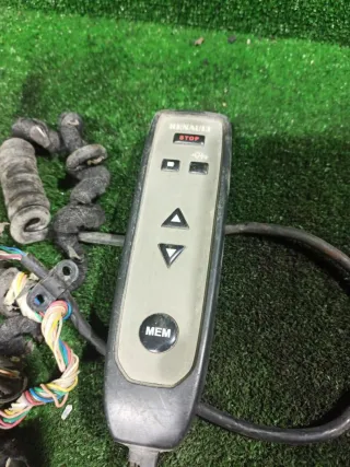 7420756755 пульт управления пневмоподвеской Renault Premium Арт 3296, вид 3