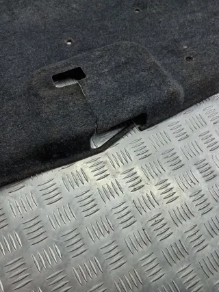  Обшивка крышки багажника Mazda 3 BK Арт 100189445, вид 3