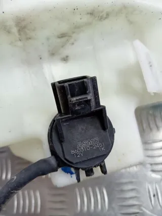 8603102451 Насос (моторчик) омывателя стекла Mazda 3 BK Арт 100189972, вид 1