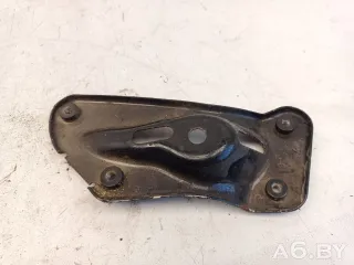 1Z0810680A Кронштейн крепления крыла переднего правого Skoda Octavia A5 restailing Арт 100198440, вид 1