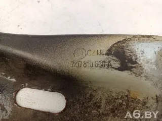 1Z0810680A Кронштейн крепления крыла переднего правого Skoda Octavia A5 restailing Арт 100198440, вид 3