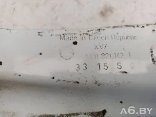 5E0821142 Кронштейн крепления крыла переднего правого Skoda Octavia RS 3 Арт 100198473, вид 3
