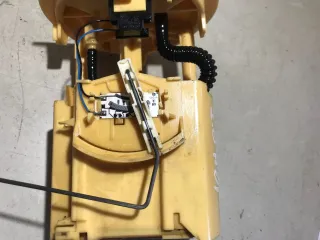  Колба в бак Citroen C5 1 1.6л Арт F108-1052, вид 3