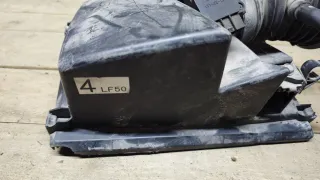 LF50 Корпус воздушного фильтра Mazda 3 BK Арт 321960, вид 2