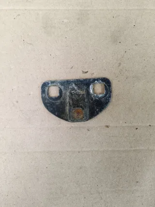 8200497819 Направляющая задней распашной двери Renault Master 3 restailing Арт R2027, вид 1