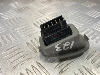  Кнопка стеклоподъемника заднего правого  Renault Scenic 1 Арт 3121F1231613, вид 4