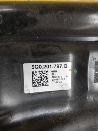 5Q0.201.797.Q Адсорбер Volkswagen Jetta 7 2.0л Арт 223-17, вид 2