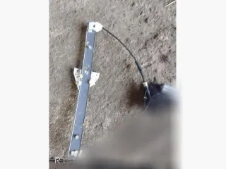  Стеклоподъемник электрический передний левый Mazda 3 BK Арт 110109076, вид 1