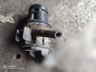  Насос (моторчик) омывателя стекла Mazda 3 BK Арт 111640591, вид 2