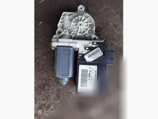  Моторчик стеклоподъемника передний левый Chrysler Pacifica 2004 Арт 113720220, вид 1