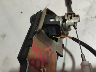  Замок крышки багажника Volkswagen Passat B5 Арт 101586909, вид 3