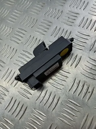 BP4K66380 Кнопка стеклоподъемника заднего правого  Mazda 3 BK Арт 101646362, вид 2