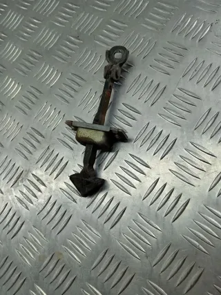  Ограничитель открывания двери задней Mazda 3 BK Арт 101646424, вид 2