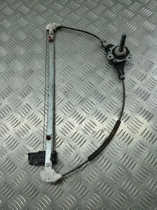  Стеклоподъемник правый задний Mazda 3 BK Арт 101646429, вид 1