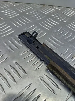  Молдинг стекла двери задней правой наружный Mazda 3 BK Арт 101646434, вид 3