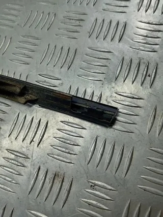  Молдинг стекла двери задней правой наружный Mazda 3 BK Арт 101646434, вид 5