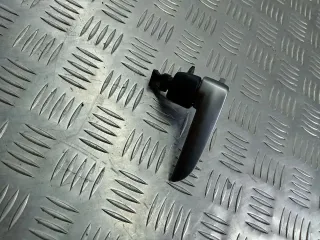  Ручка внутренняя задняя правая Mazda 3 BK Арт 101646462, вид 1