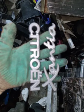  Эмблема Citroen Xantia Арт 101740161, вид 1