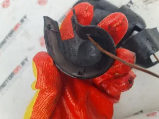 8E9955205C Крышка поводка стеклоочистителя Audi A4 B7 Арт 102051991, вид 2