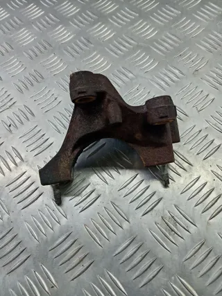 91610070A Кронштейн полуоси Mazda 3 BK Арт 102063746, вид 2