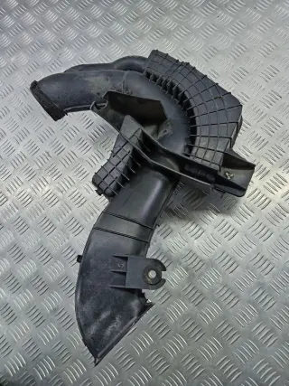 LF50 Резонатор воздушного фильтра Mazda 3 BK Арт 102064996, вид 2