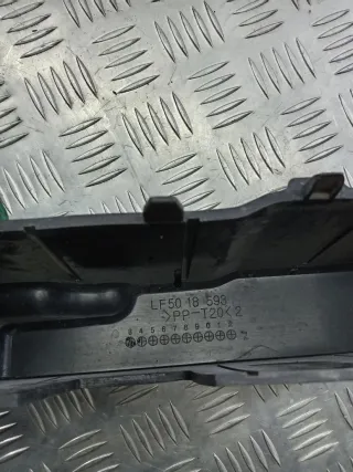 LF5018593 Крышка блока предохранителей Mazda 3 BK Арт 102065183, вид 3