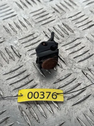  Петля бардачка BMW 7 E32 Арт 00376, вид 2