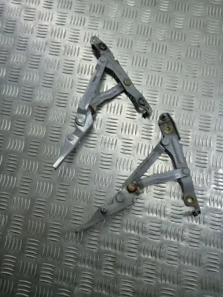  Петля крышки багажника Mazda 3 BK Арт 102219992, вид 1