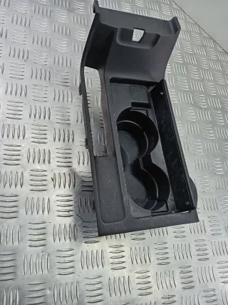 BP4K64361 Подстаканник  Mazda 3 BK Арт 102220111, вид 3