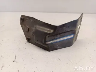 5P0821136 Кронштейн крепления крыла переднего правого Seat Toledo 3 Арт 102389471, вид 1