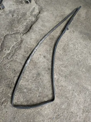  Уплотнитель капота Citroen DS7 Crossback Арт 102396844, вид 1