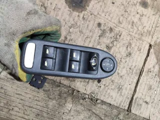  Блок управления стеклоподъемниками Citroen C8 Арт 102397065, вид 1