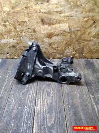 9659291180 Кронштейн генератора Citroen C4 1 1.6л TDCI Арт 102410095, вид 2