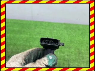 ZL01,1974002010 Расходомер Mazda 3 BK Арт 102557590, вид 2