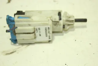 8E0927189B Датчик положения педали сцепления Volkswagen Multivan T5 restailing Арт 102571811, вид 2