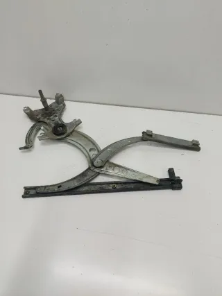 357837402 Стеклоподъемник правый передний Volkswagen Passat B3 Арт 043170, вид 1