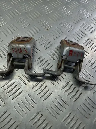  Петля двери передней правой Mazda 3 BK Арт 102580298, вид 2