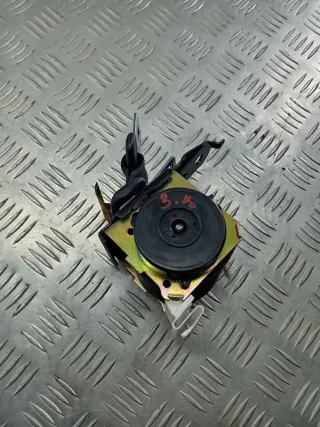  Ремень безопасности задний центральный Mazda 3 BK Арт 102580417, вид 1