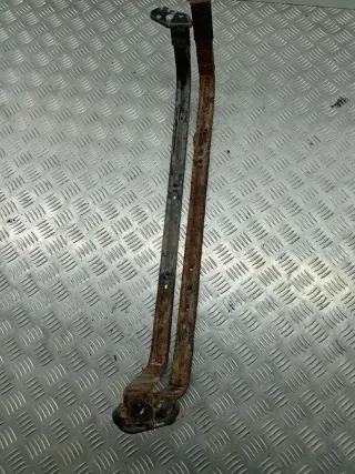  Крепление топливного бака Mazda 3 BK Арт 102580616, вид 1