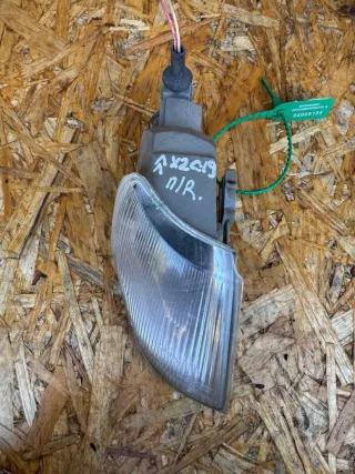  Поворотник правый Citroen Xantia Арт 102582172, вид 3