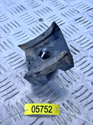 1944551, 51.11-1944551 Кронштейн крепления бампера BMW 5 E34 Арт 05752, вид 1