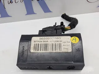 9659997680 Блок управления зеркалами Citroen C5 2 Арт L8308607, вид 3