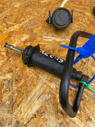  Цилиндр сцепления главный Citroen Xantia 2.1л Арт 102711787, вид 3