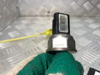 9658227880 Датчик давления топлива Citroen C4 Picasso 1 2.0л HDI Арт 3121F1562814, вид 4