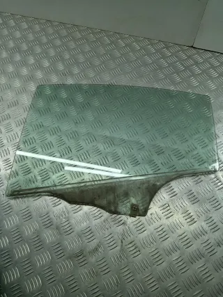  Стекло двери задней левой Mazda 3 BK Арт 102891068, вид 1