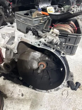 3542055 КПП (Коробка передач механическая) Peugeot 3008 2 1.5л Арт 5507683, вид 3
