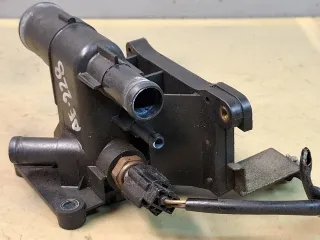 LF94-1517Z Фланец (тройник) системы охлаждения Mazda 3 BK Арт 322708, вид 3